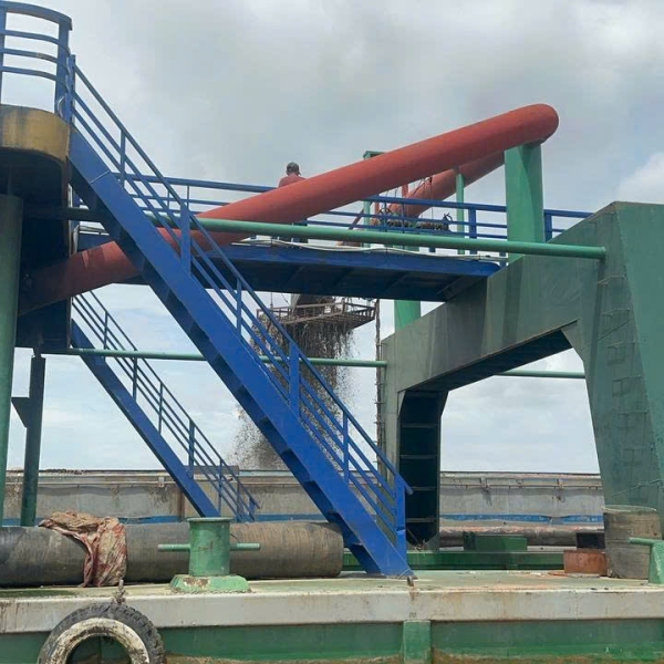 Bộ Công thương nói gì về khả năng mua cát từ Campuchia về làm các cao tốc phía Nam?